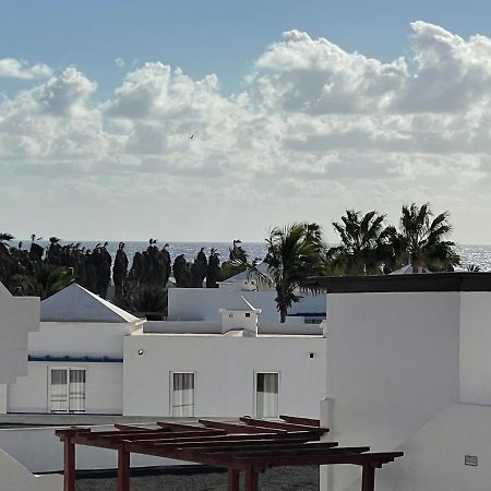 Pistachio Apartment 323 - Lanzarote Apartment Коста Тегисе Екстериор снимка