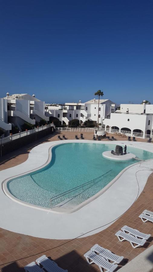 Pistachio Apartment 323 - Lanzarote Apartment Коста Тегисе Екстериор снимка
