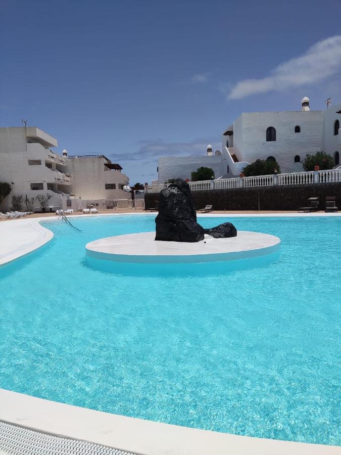 Pistachio Apartment 323 - Lanzarote Apartment Коста Тегисе Екстериор снимка