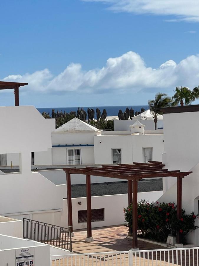 Pistachio Apartment 323 - Lanzarote Apartment Коста Тегисе Екстериор снимка