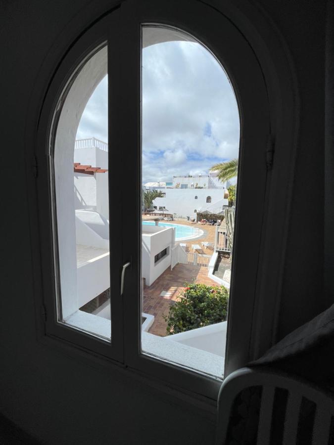 Pistachio Apartment 323 - Lanzarote Apartment Коста Тегисе Екстериор снимка